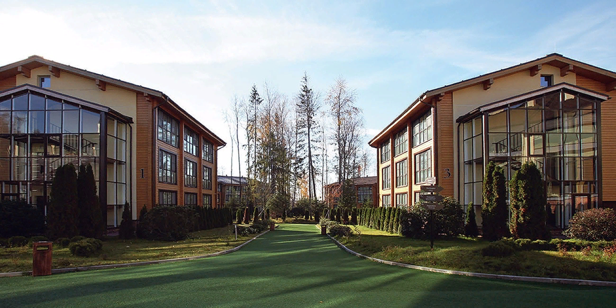 Готовый  гостиничный комплекс по проекту Holz House. Источник фото: holz-house.ru