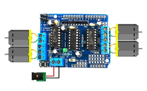 Схема подключения четырёх моторов и источника питания к Motor Shield L293D