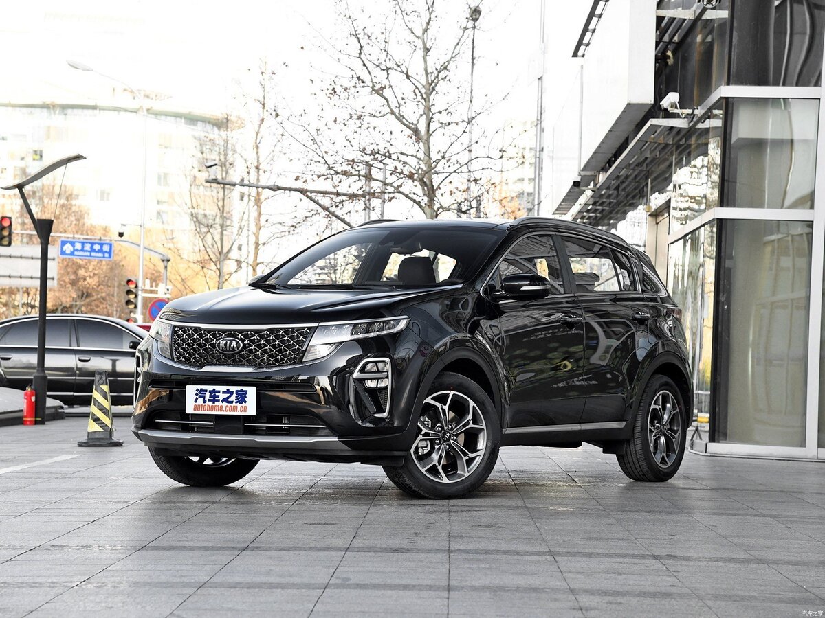 Новый Kia Sportage 5 (2020-2021 года). Смотрим на первые изображения и что он из себя представляет.