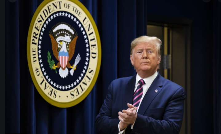 импичмент завершился оправданием президента Трампа