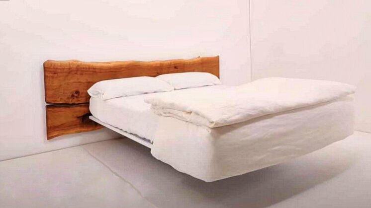 Готовая кровать, сделанная своими руками!