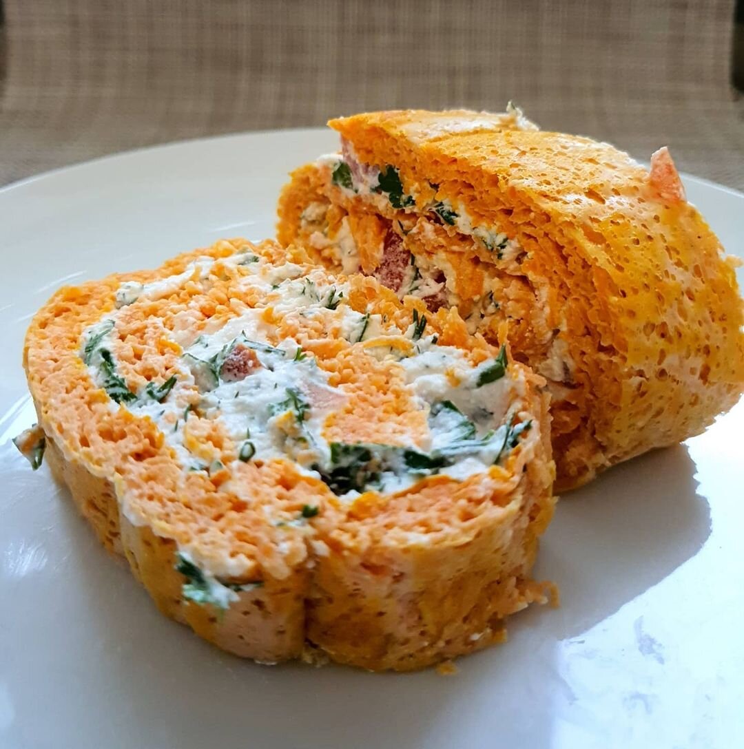 Морковный рулет