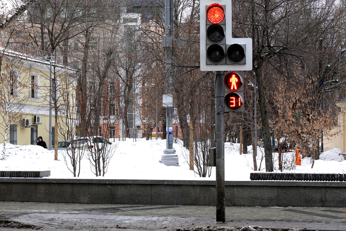 Лучший советский фильм 1971 года снимали в Средней Азии и Москве. Евгений Иванович Трошкин жил в доме по адресу Проспект Вернадского, 49.-21