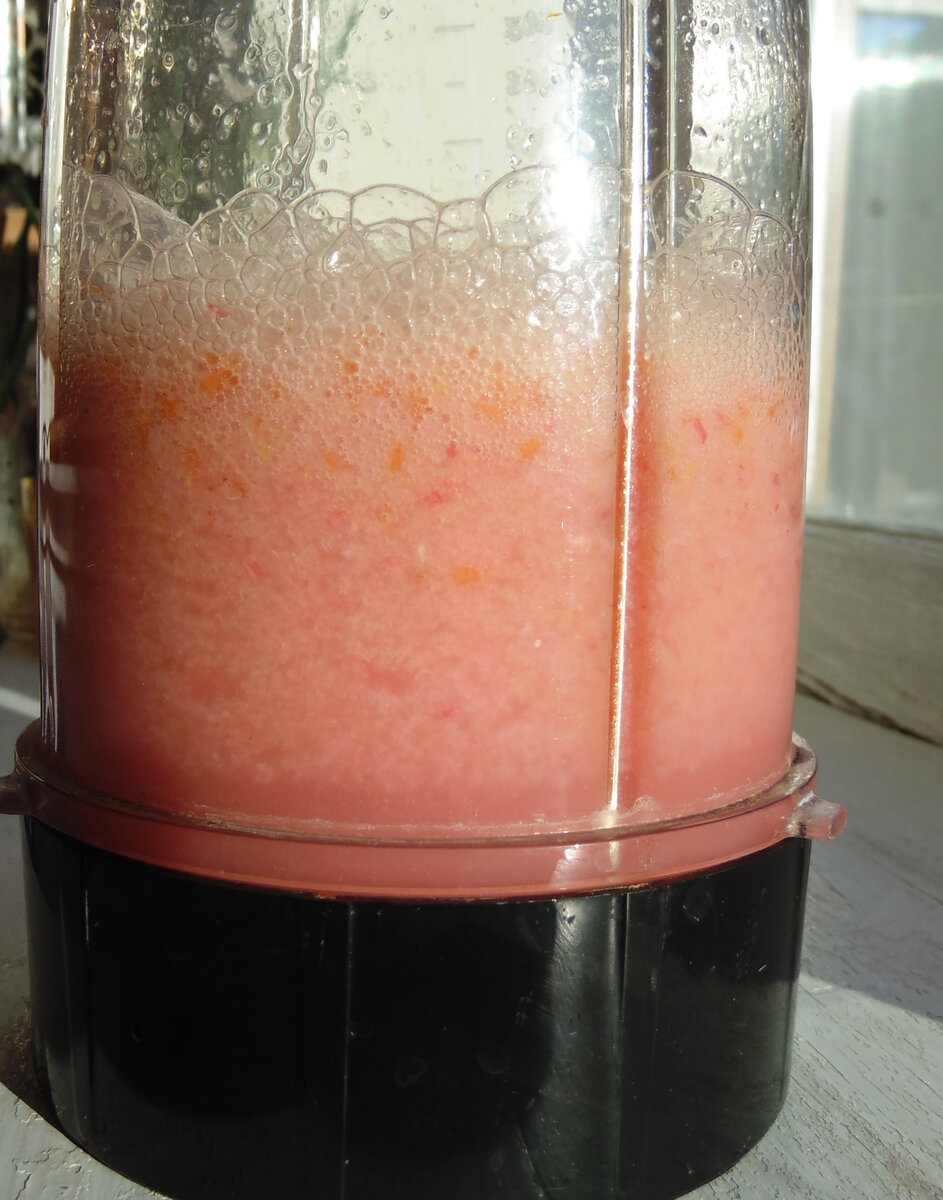 Горячий ягодный лимонад для активации защитных функций организма