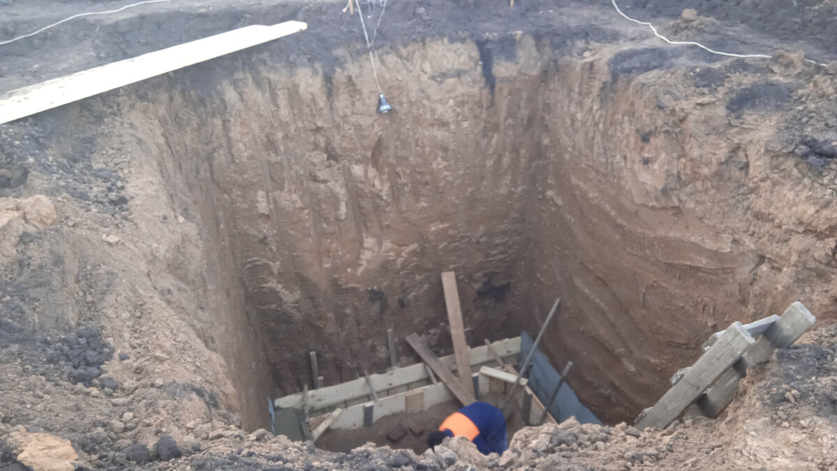 Бизнес на манипуляторе. Заказчик думал что я работаю за еду, но я ...