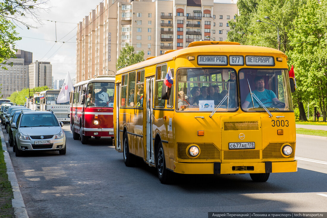 Крупнейший в стране парад ретро-техники прошёл в Санкт-Петербурге | Андрей  Перечицкий | Дзен