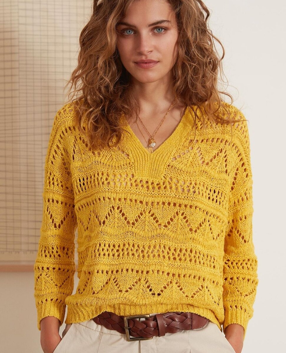 @instagram.com/ouifashionofficial/