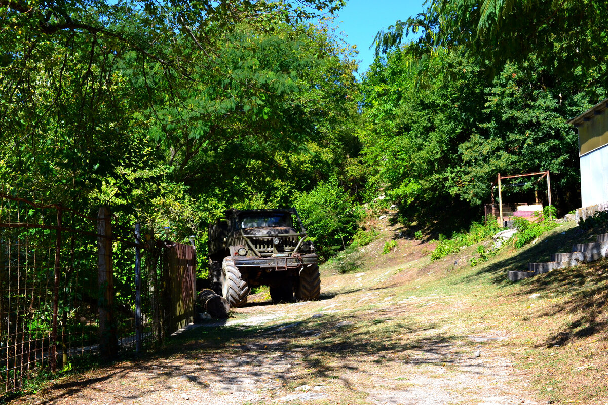 Остатки цивилизации в поселении Ажек)