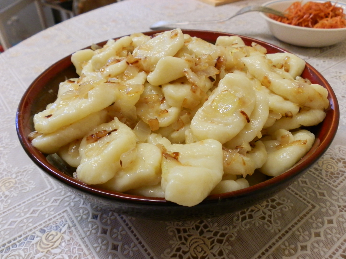 Готовим вкуснейшие галушки со сметаной. Детям точно понравится! | Всё обо  всём | Daily | Дзен