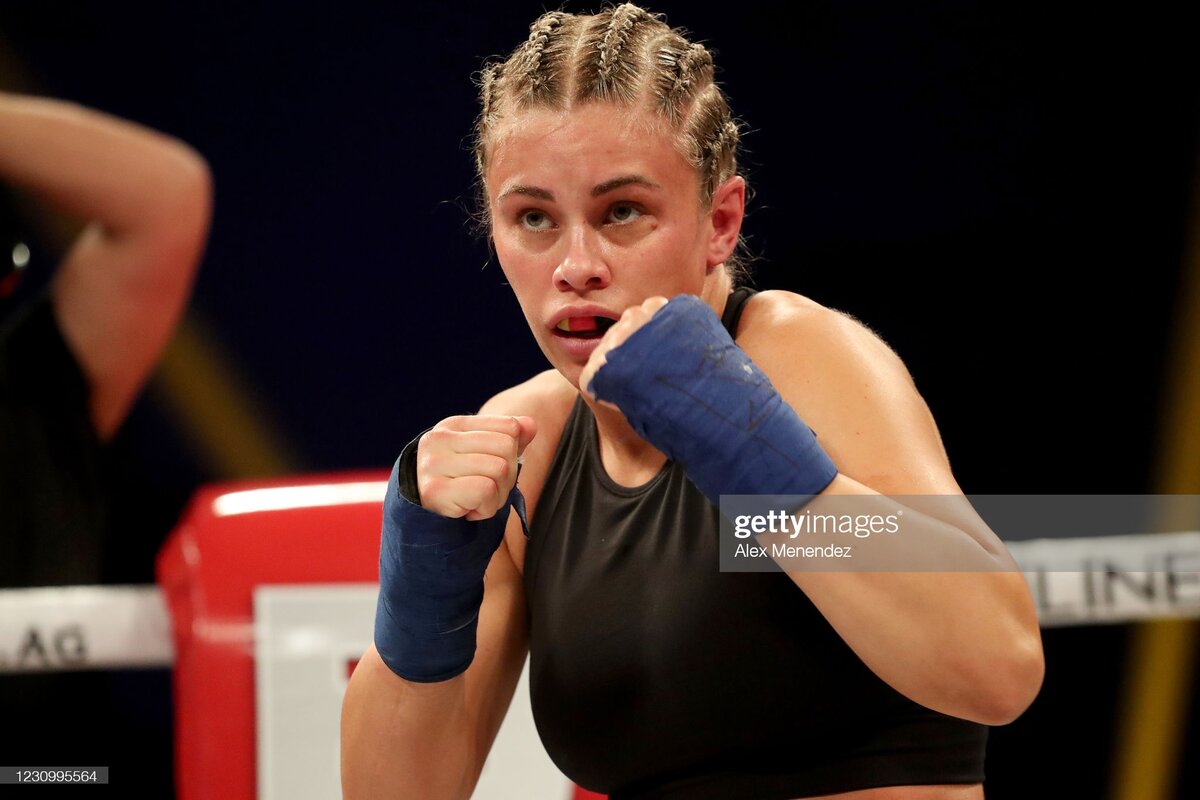 Пейдж ВанЗант