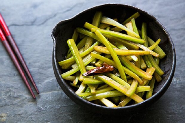 Жареный сельдерей 