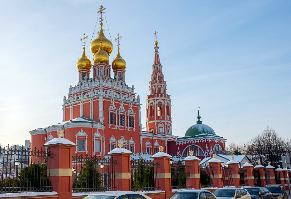 Новая москва. Храм воскресения христова воскресенское. Москва весной. Новая москва фото. Церковь воскресения христова с воскресенское.