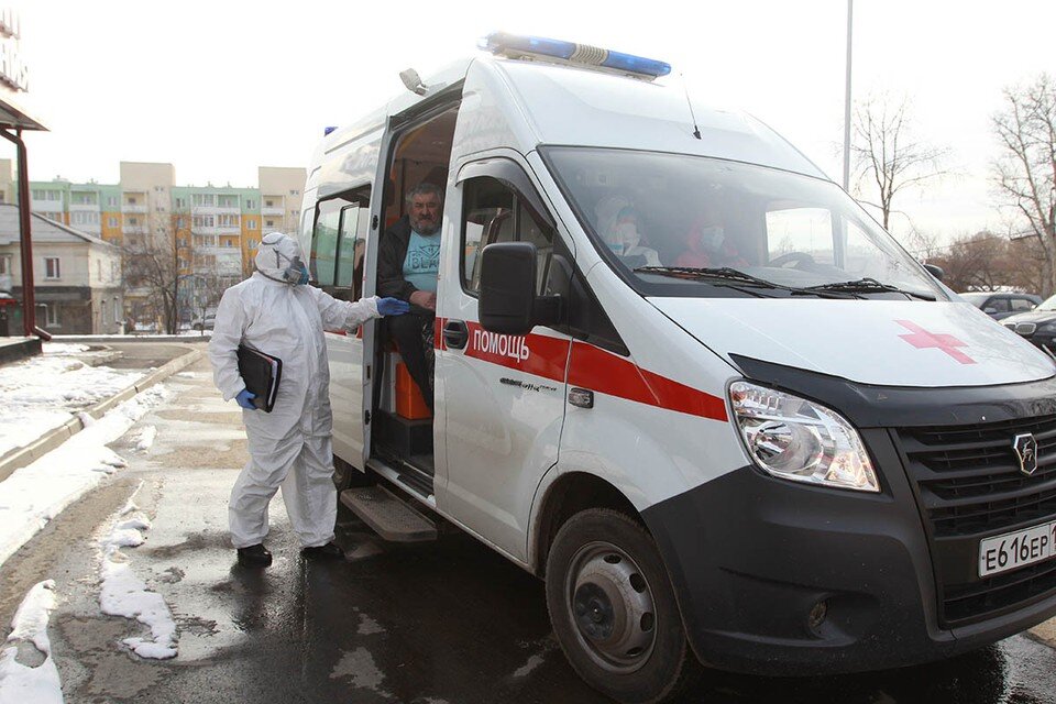     Заболеваемость ОРВИ и гриппом подскочила на 35% (данные Роспотребнадзора на 14 декабря). Половина всех новых случаев заболеваний — это грипп. Юлия ПЫХАЛОВА