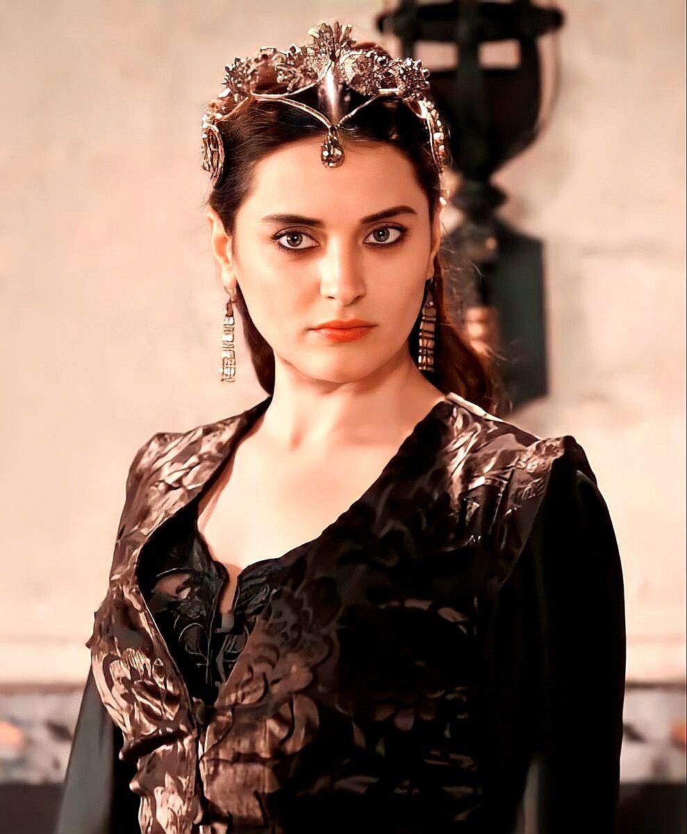 Глава 372.Хандан в новом статусе - Валиде.Сафие Султан переезжает в ...