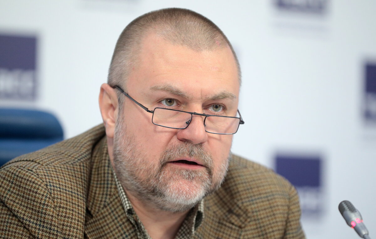    Член Совета при президенте РФ по развитию гражданского общества и правам человека Кирилл Кабанов  Сергей Бобылев/ТАСС