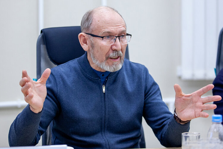    Дамир Исхаков: «Пока нам лучше ориентироваться на то, что 16,5 миллиона человек не указали национальность, потому что было нарушение в ходе проведения переписи» Фото: «БИЗНЕС Online»