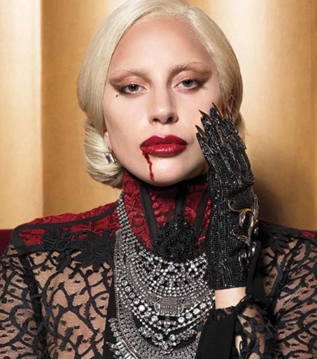 Графиня американская история ужасов. Элизабет ahs эстетика. Леди гага аиу. Графиня американская история ужасов. Графиня элизабет американская история ужасов.