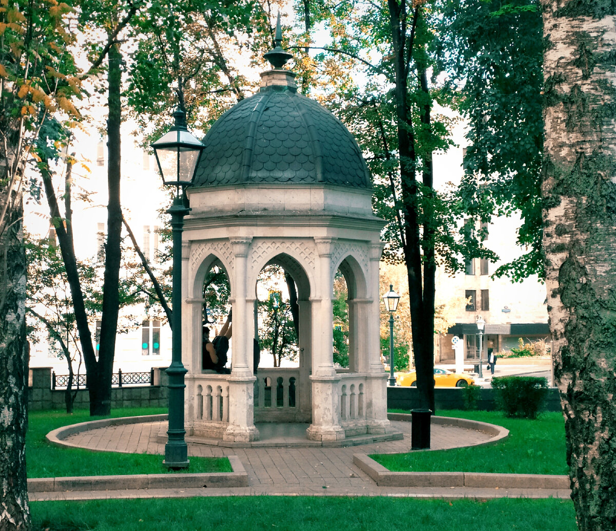 Четыре истории Леонтьевского переулка в одной прогулке | Одно большое  путешествие | Дзен