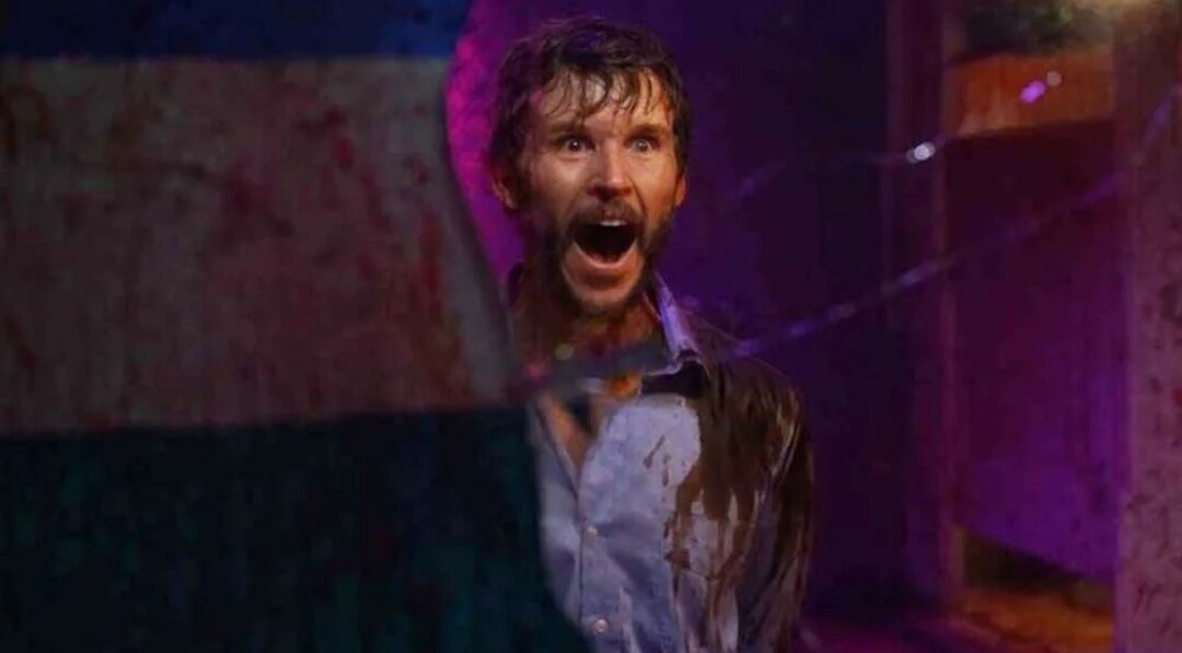 В данной подборке 8 фильмов, в том числе чудо-хоррор "Великолепный" 