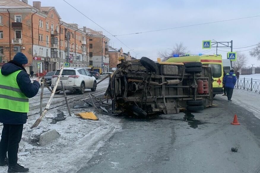    В Новотроицке опрокинулась маршрутка, пострадали три пассажирки Кристина Просвиркина
