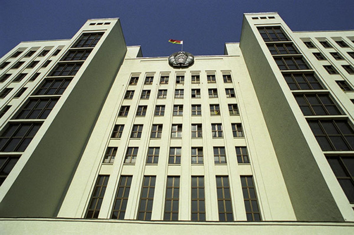    В Белоруссии приняли закон о смертной казни для чиновников за госизмену