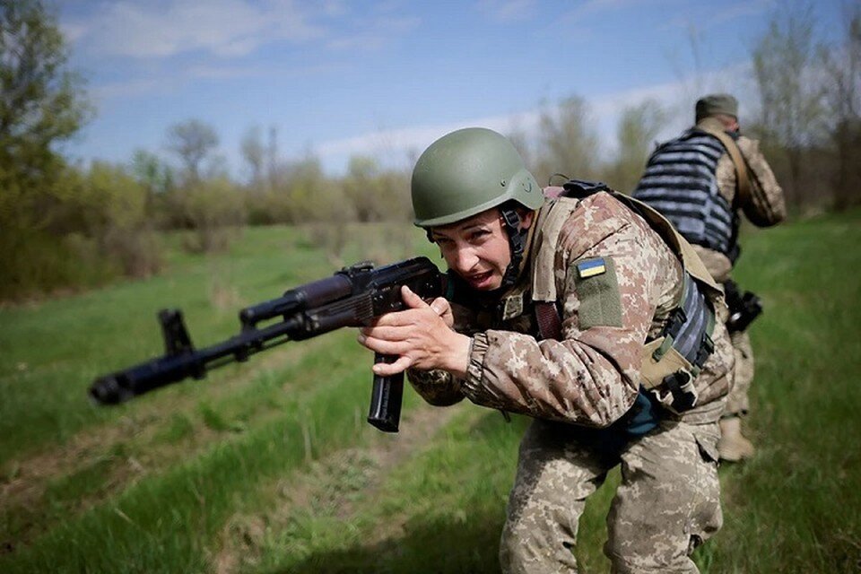     Советник главы Минобороны Украины Сак допустил мобилизацию большего количества граждан. Фото: Reuters