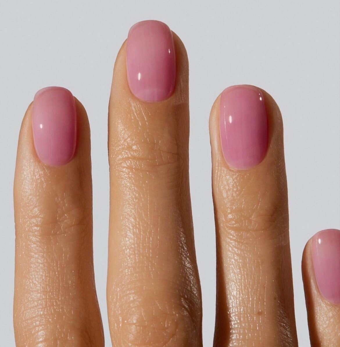    Весенний тренд в маникюре: Lip Gloss Nails (фото 2)