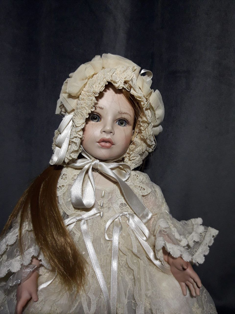 Выставка фарфоровых кукол