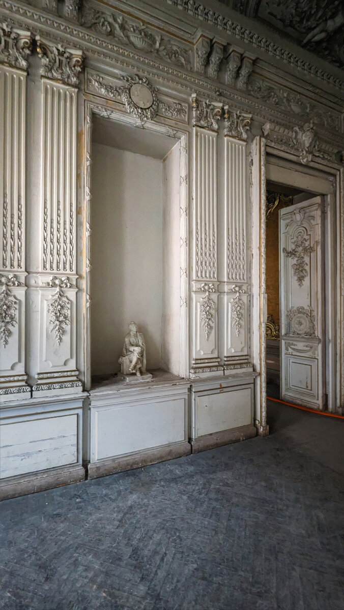 Листайте вправо, чтобы увидеть больше изображений