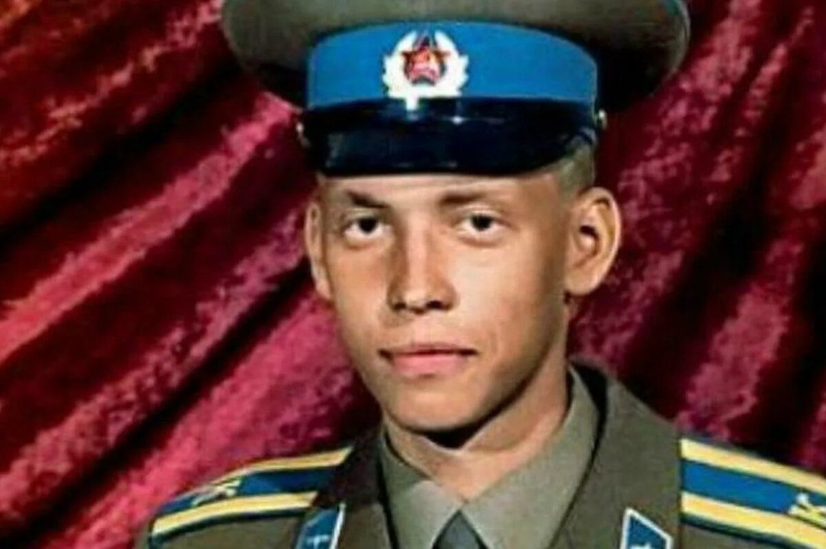      Сергей в армии