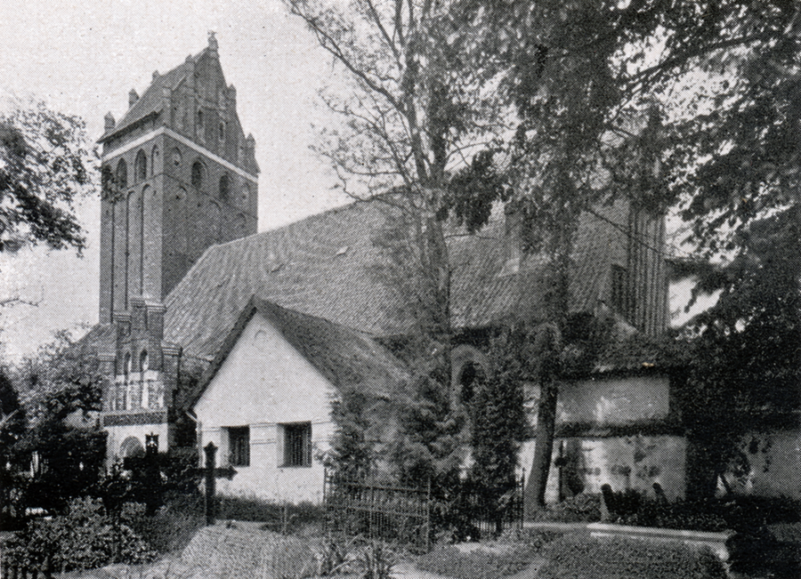 замок гермау в калининградской области. замок алленбург калининградская область. замок нойхаузен кенигсберг. кирхи восточной пруссии. кирха в гурьевске калининградской.