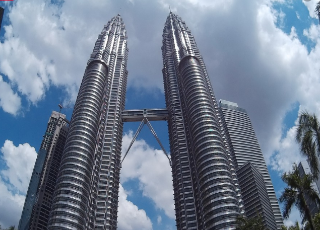 На картинке выглядит интереснее чем в жизни.