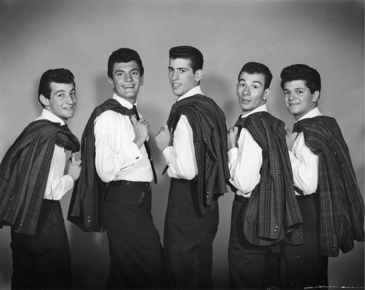 The Mystics: и с парочкой хитов можно прожить