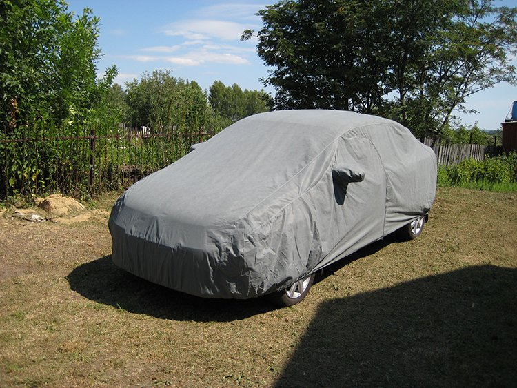 Защитная накидка на авто. Картинка с сайта carnovato.ru