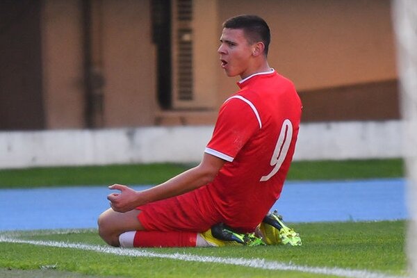 Форвард выступает за молодежную сборную Северной Македонии