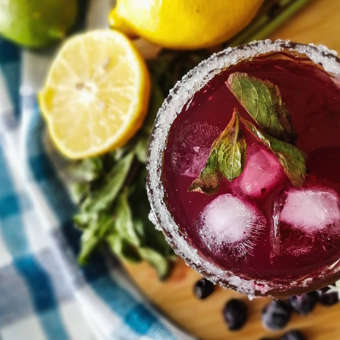 Черничный лимонад