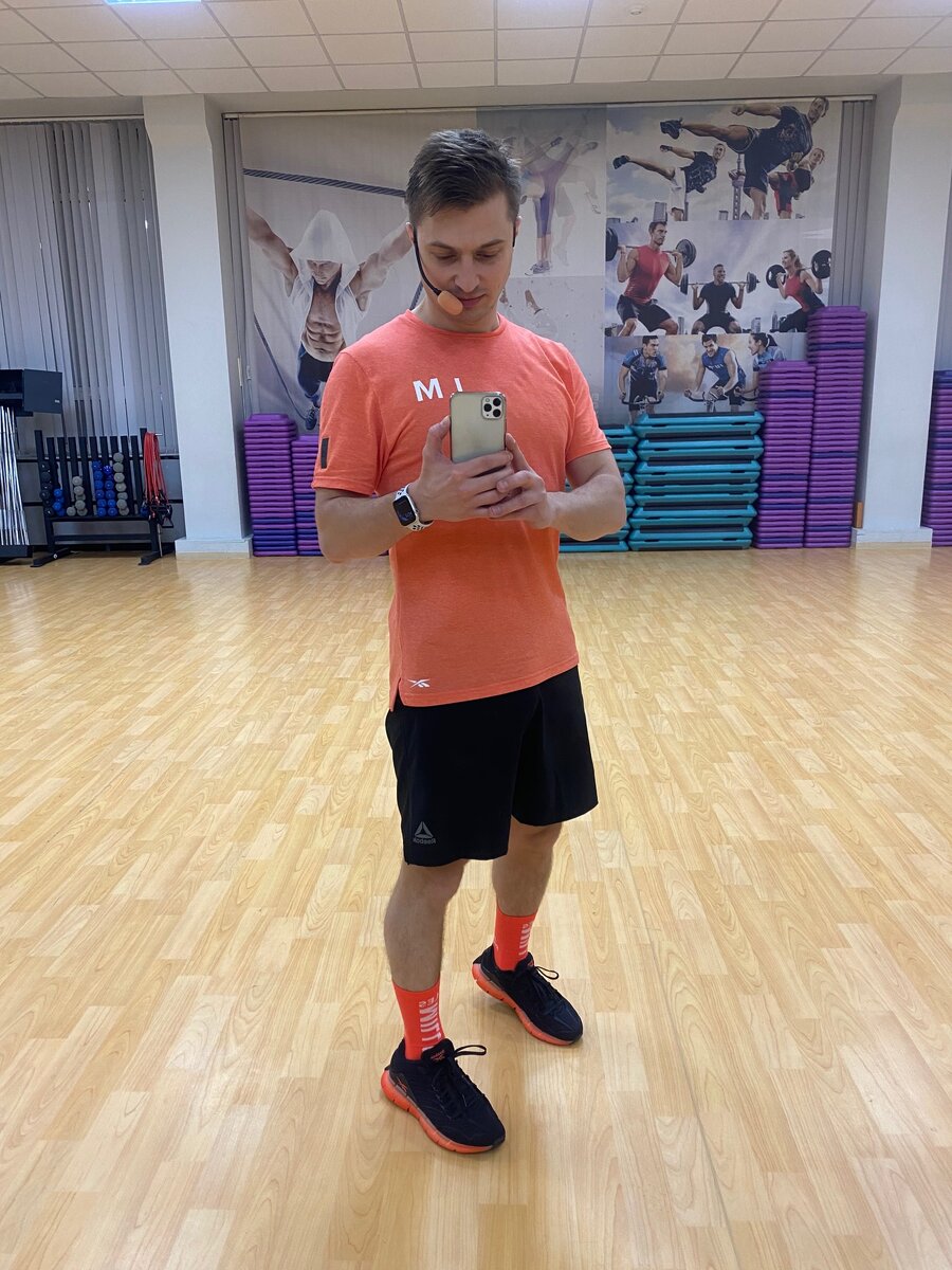 Веду групповые тренировки.