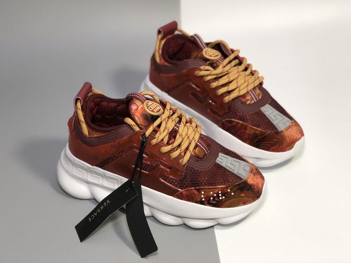 Versace "Chain Reaction"