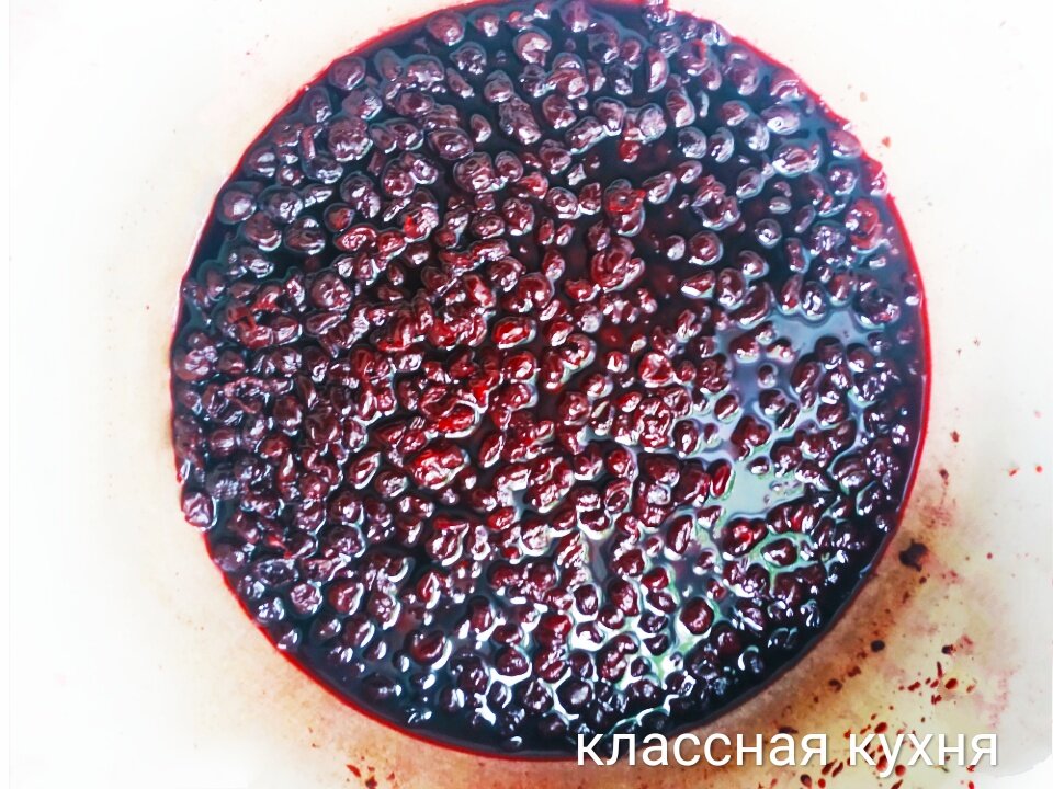 Вишневое варенье без косточек.