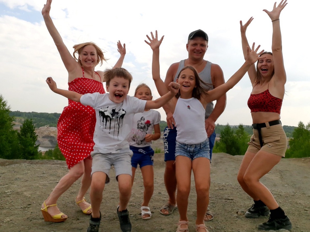 Вчера у нас с друзьями была супер вылазка из города. Мы ездили на Уральский Марс.