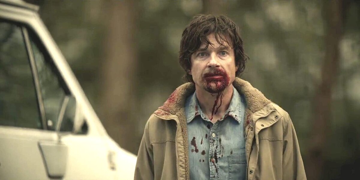Кадр из сериала "Чужак", 2020 г.