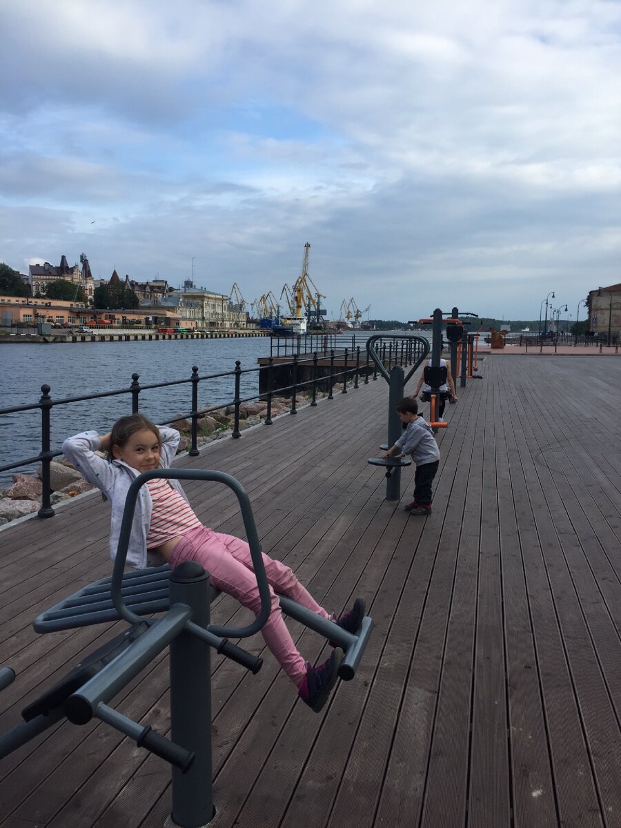 Выборг достопримечательности за 1 день. Выборг старый город на карте. Лунолэнд выборг. Выборг веселый город детский центр. Выборг куда сходить с детьми.