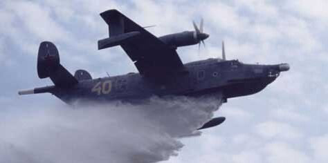 Бе-12П - противопожарный самолет-амфибия. Конверсионная модификация Бе-12. 