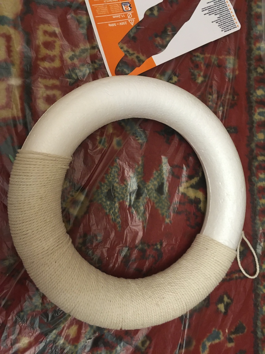 Листайте вправо