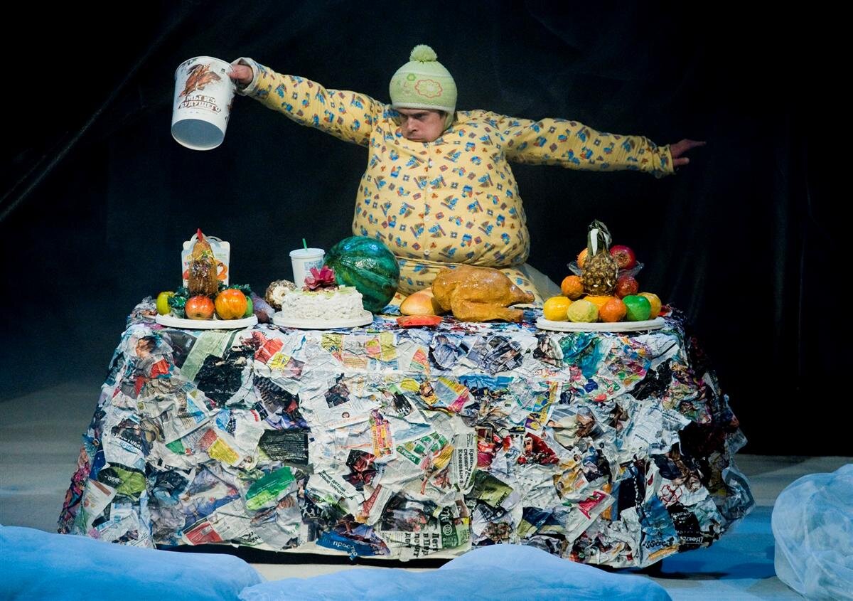 Живот Бугра мешает есть  - парадокс