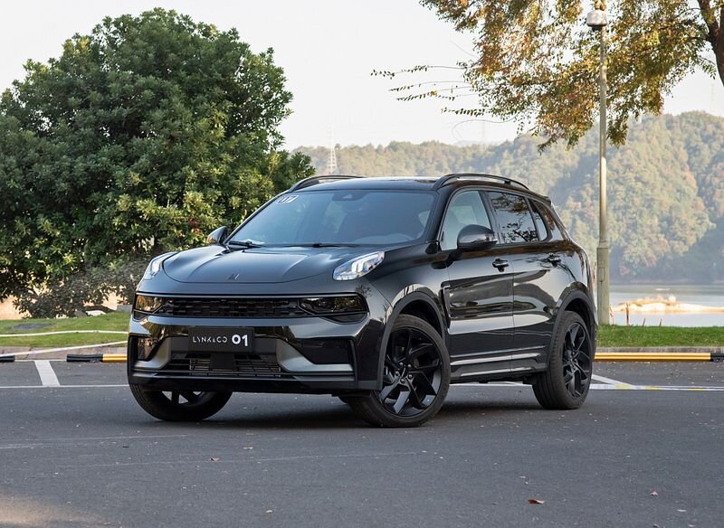 Иллюстрации бренда Lynk&Co c ресурса ChinaMobil 