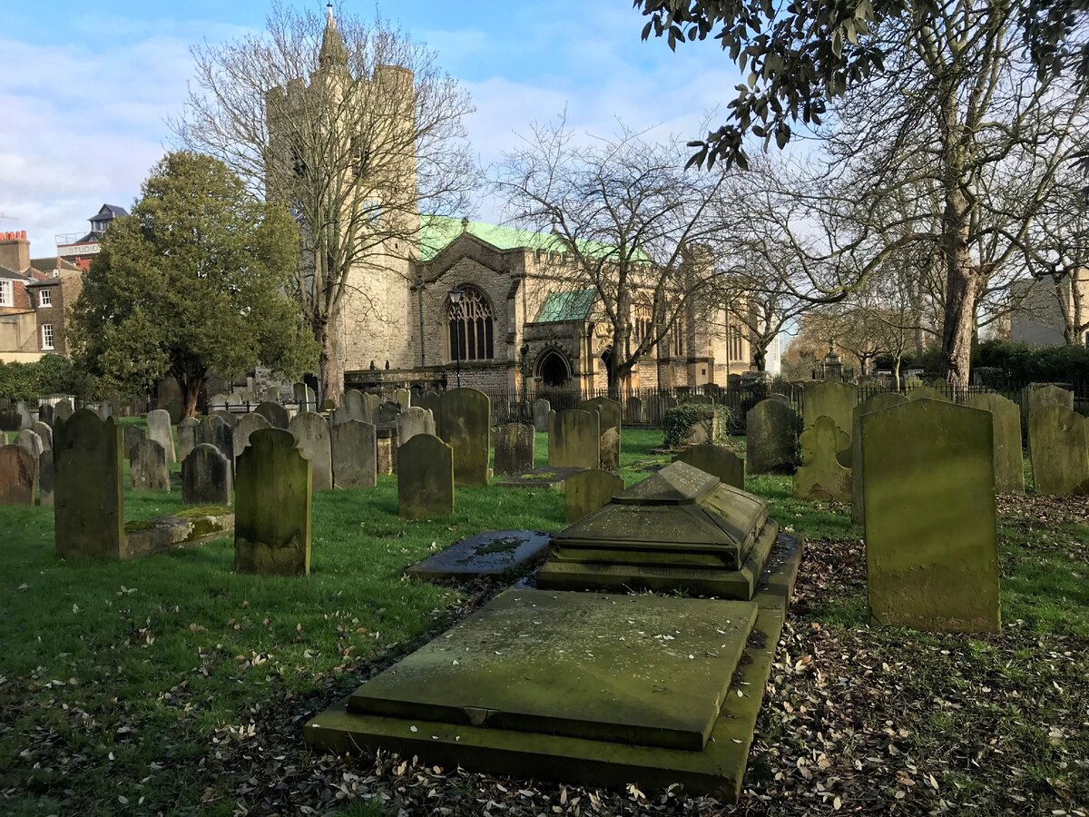 Chiswick Old Cemetery