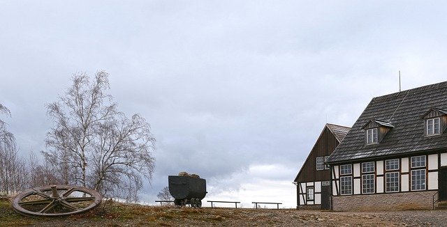 Счастье не нужно искать, его нужно делать каждый день