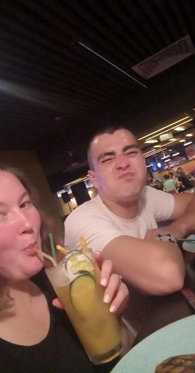 Знакомство