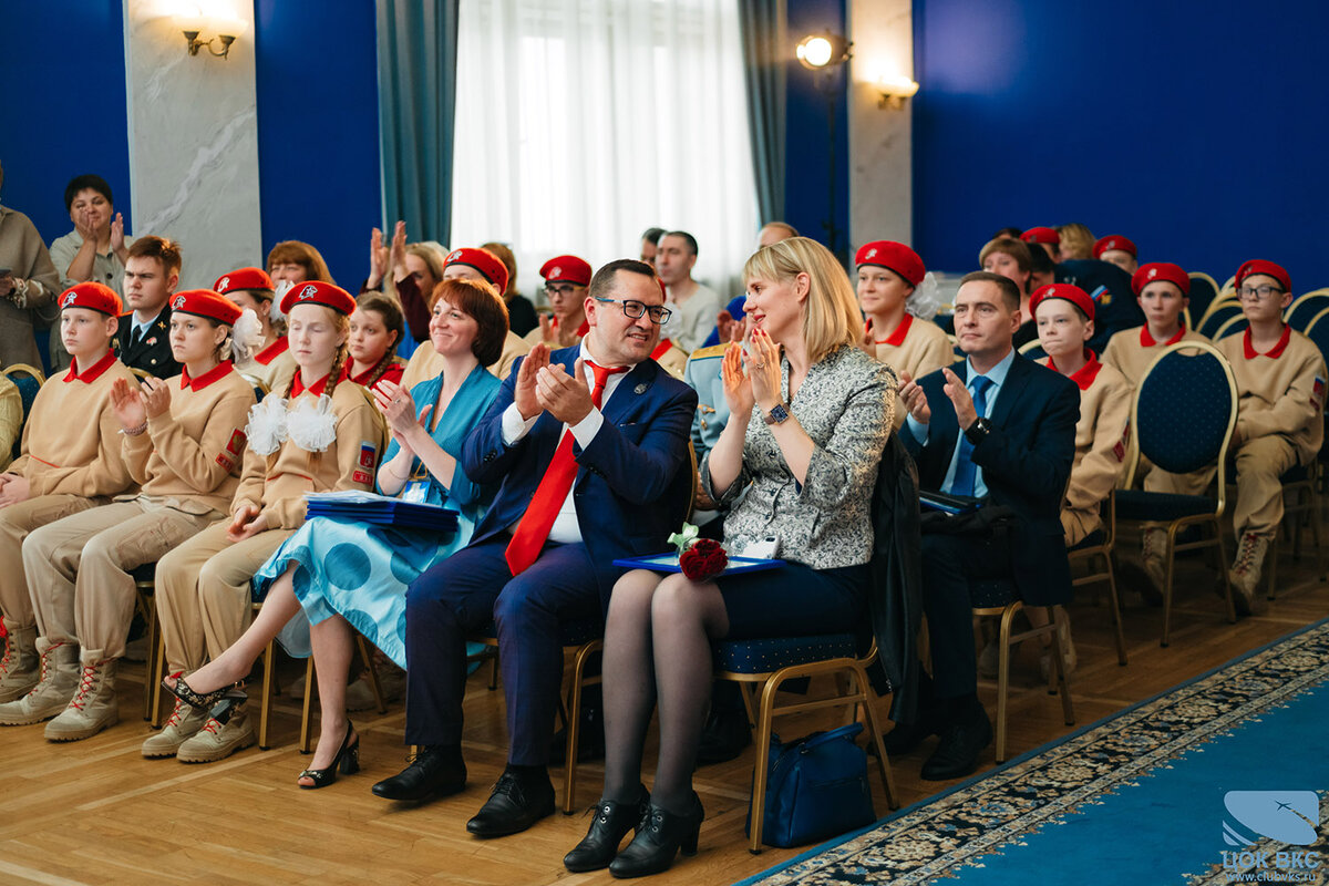 В Центральном академическом театре Российской Армии наградили победителей фотоконкурса «Я служу в ВКС!»